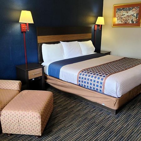 Travelodge By Wyndham Williamsburg Colonial Area Εξωτερικό φωτογραφία