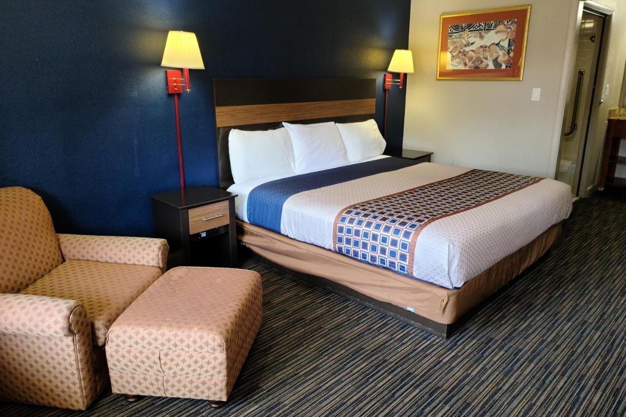 Travelodge By Wyndham Williamsburg Colonial Area Εξωτερικό φωτογραφία