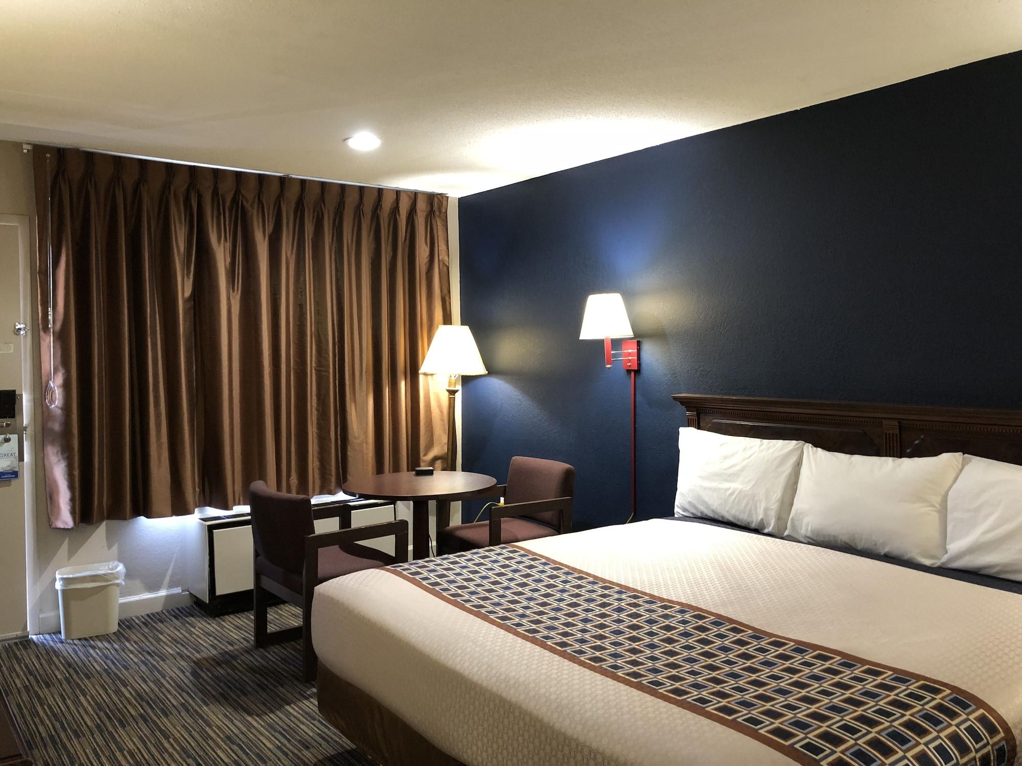 Travelodge By Wyndham Williamsburg Colonial Area Εξωτερικό φωτογραφία