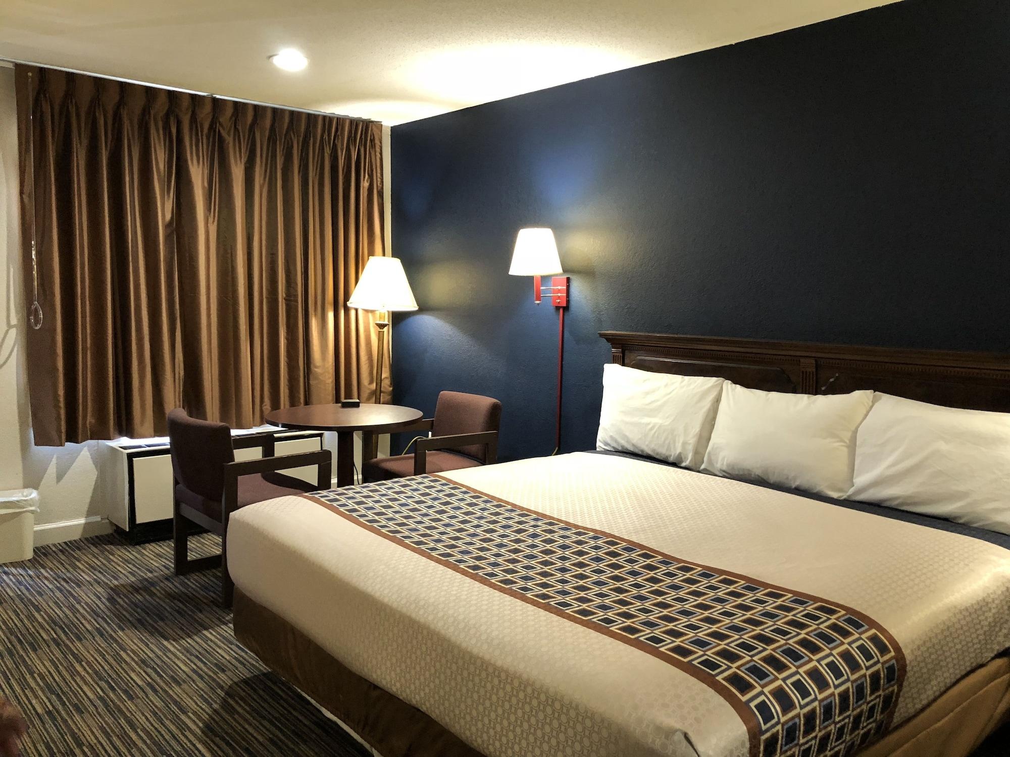 Travelodge By Wyndham Williamsburg Colonial Area Εξωτερικό φωτογραφία